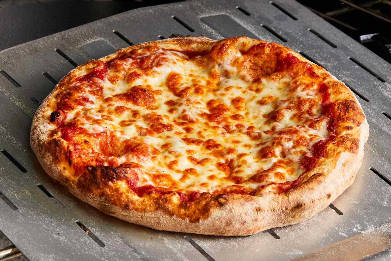 10 Inch Pizza: Perfectly Portioned Pleasure