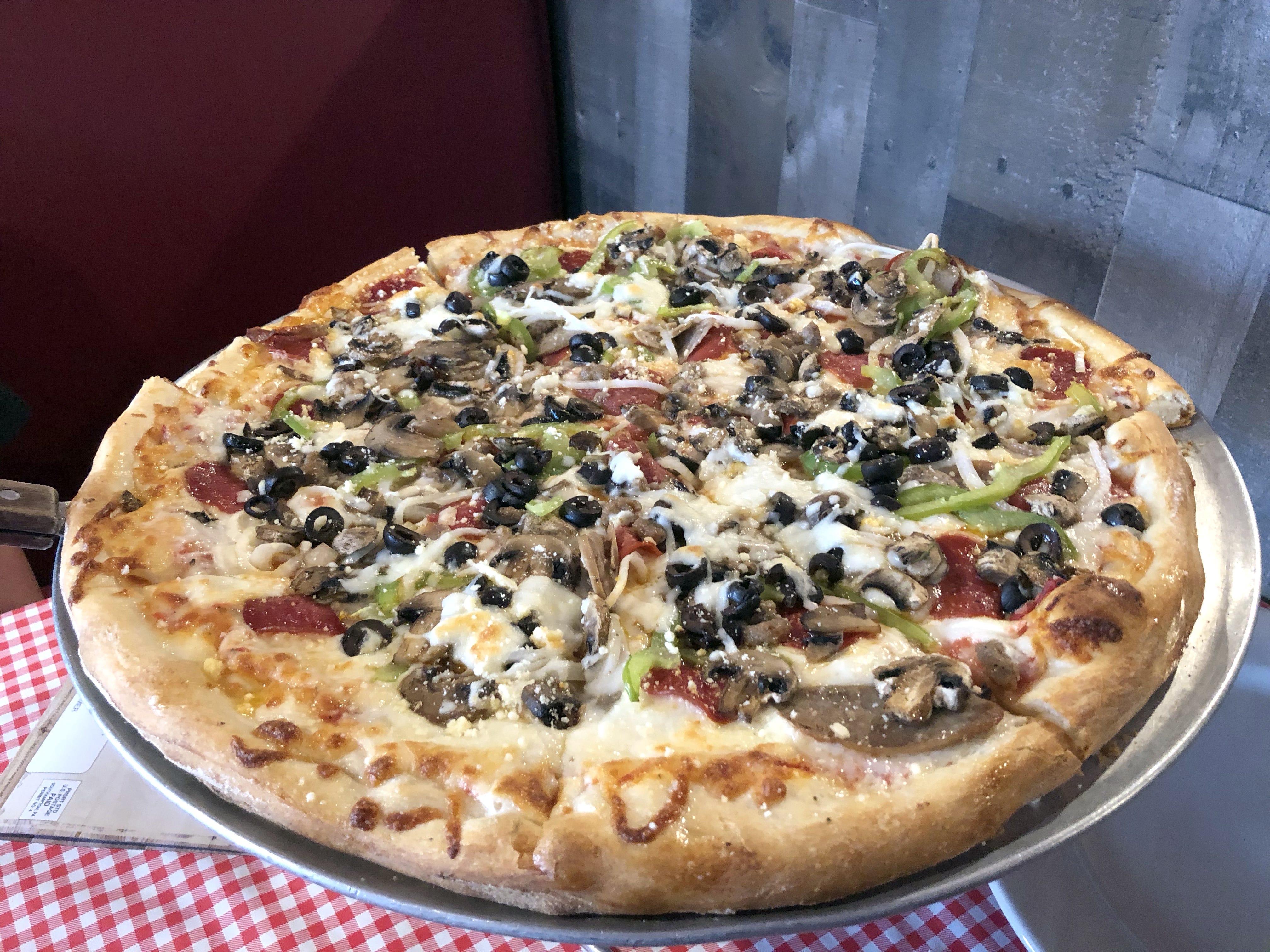That's Amore Pizza: Falling in Love with Every Bite